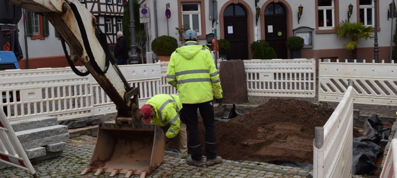 Baustelle auf dem Freihofplatz für Baumpflanzung