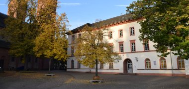 Gebäude der ehemaligen Hans-Memling-Schule