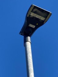 Leuchte mit Radarsensor am Rödchesweg Leuchte mit Radarsensor am Rödchesweg