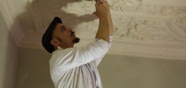 Steuernagel & Lampert GmbH beim Verfüllen der Risse Steuernagel & Lampert GmbH beim Verfüllen der Risse
