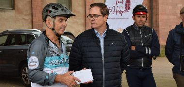 Dr. Nikos Stergiou und Bürgermeister Dr. Daniell Bastian