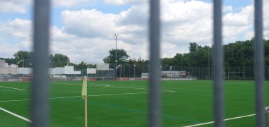 Der neue Kunstrasenplatz Der neue Kunstrasenplatz