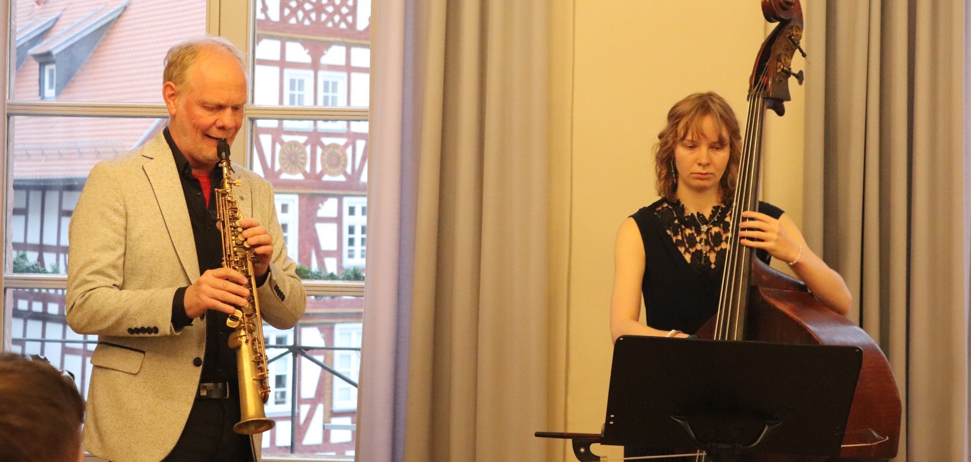 Stefan Weilmünster mit Tochter und Preisträgerin Paula Weilmünster