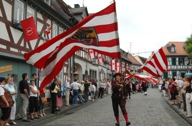 Kaufmannszug Stadt.jpg