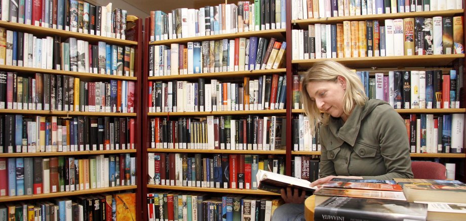 Seligenstadt Stadtbücherei von Innen