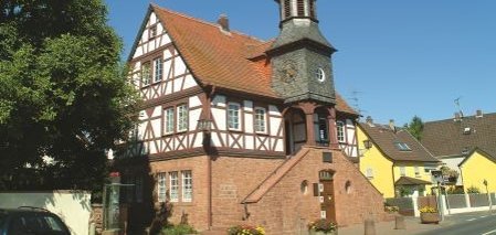 Rathaus Froschhausen