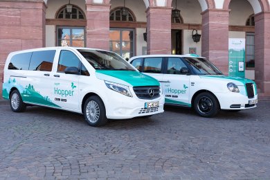 Der kleine Bus, der immer kann: Mit dem Hopper schnell und flexibel zum Wunschziel. Der kleine Bus, der immer kann: Mit dem Hopper schnell und flexibel zum Wunschziel.
