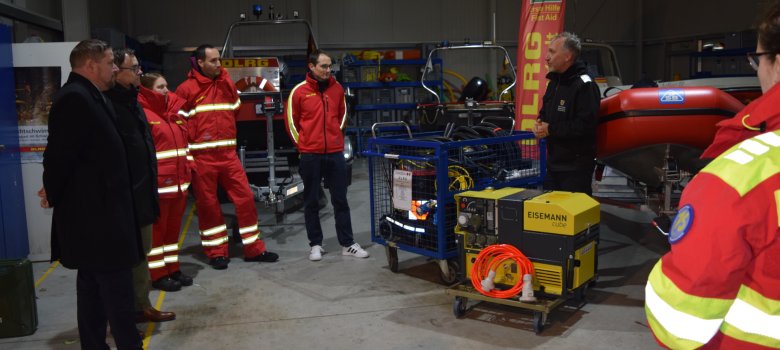 Alexander Zöller bei der Erläuterung