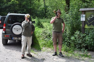 Auftakt zur Waldführung "Auf dem Holzweg" Auftakt zur Waldführung "Auf dem Holzweg"