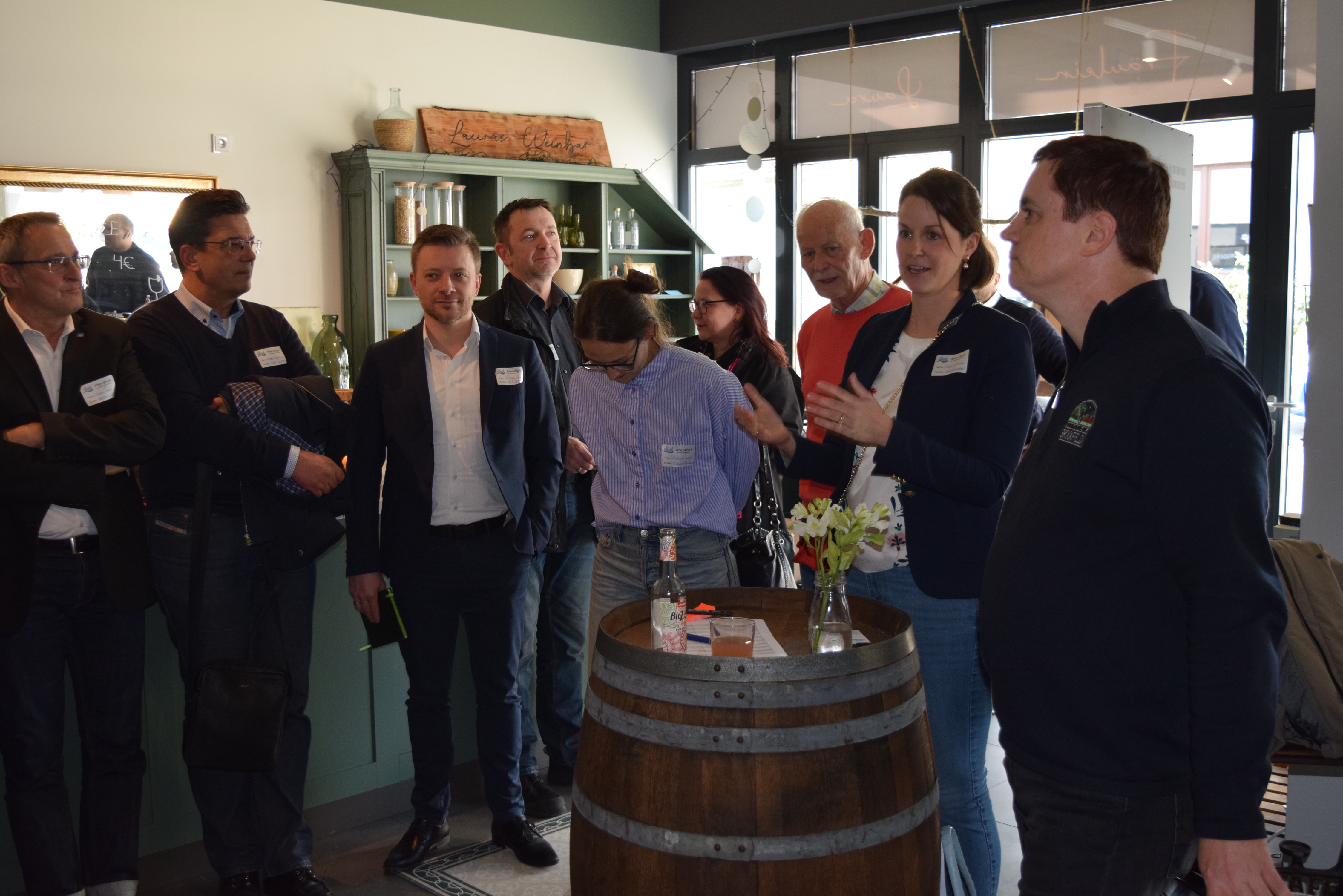 Begrüßung zum After-Work-Treffen