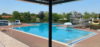 Blick vom Schwimmbad Aufsichtsturm Blick vom Schwimmbad Aufsichtsturm
