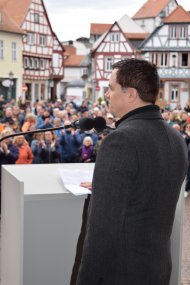 Bürgermeister Bastian am Rednerpult