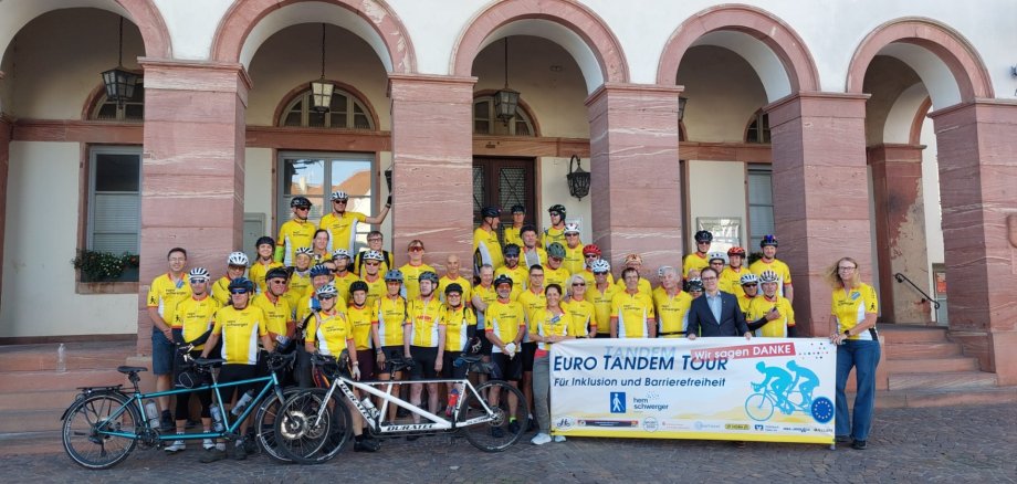 In Seligenstadt ist die Euro-Tandem-Tour 2026 gestartet In Seligenstadt ist die Euro-Tandem-Tour 2026 gestartet