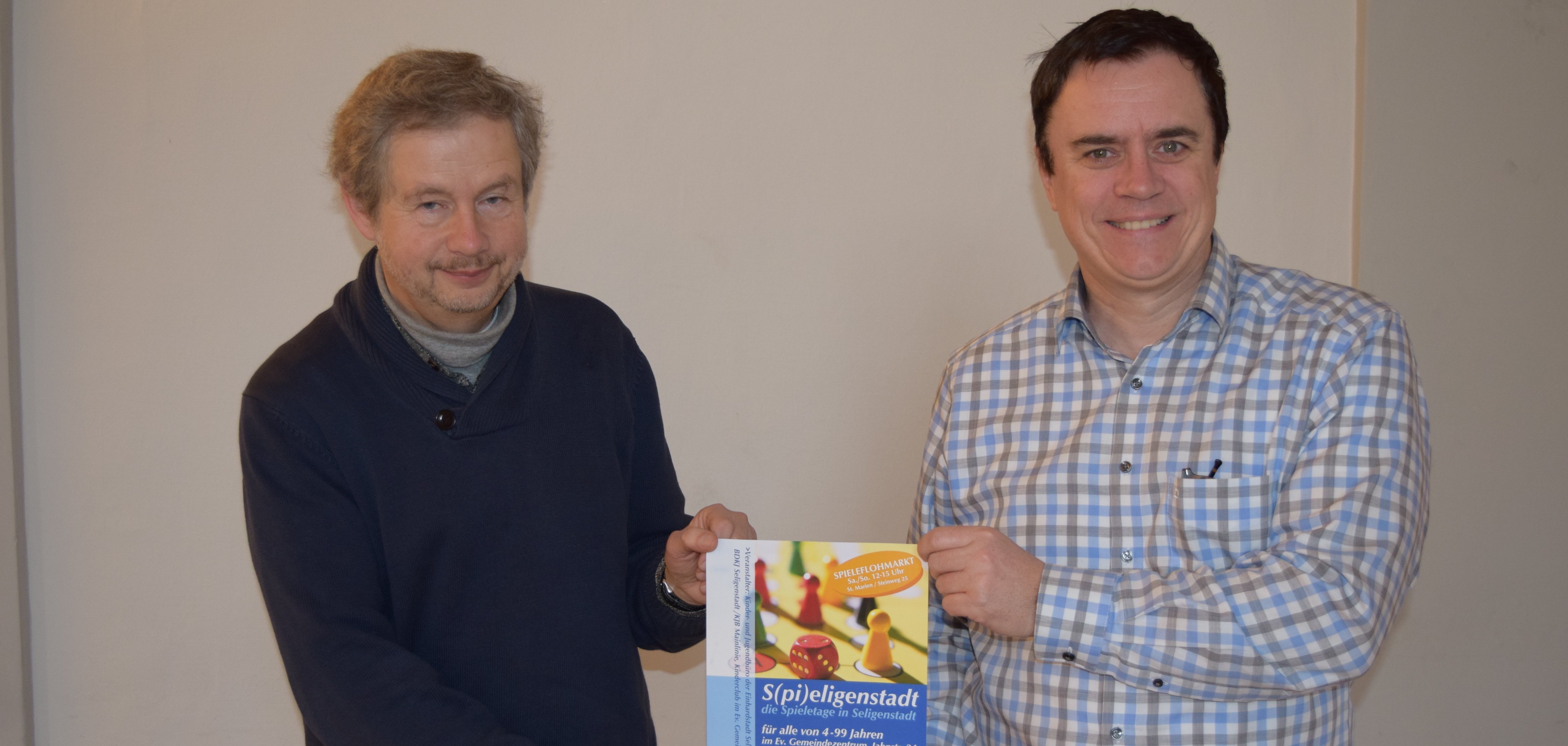 Claus Ost mit Bürgermeister Dr. Bastian.