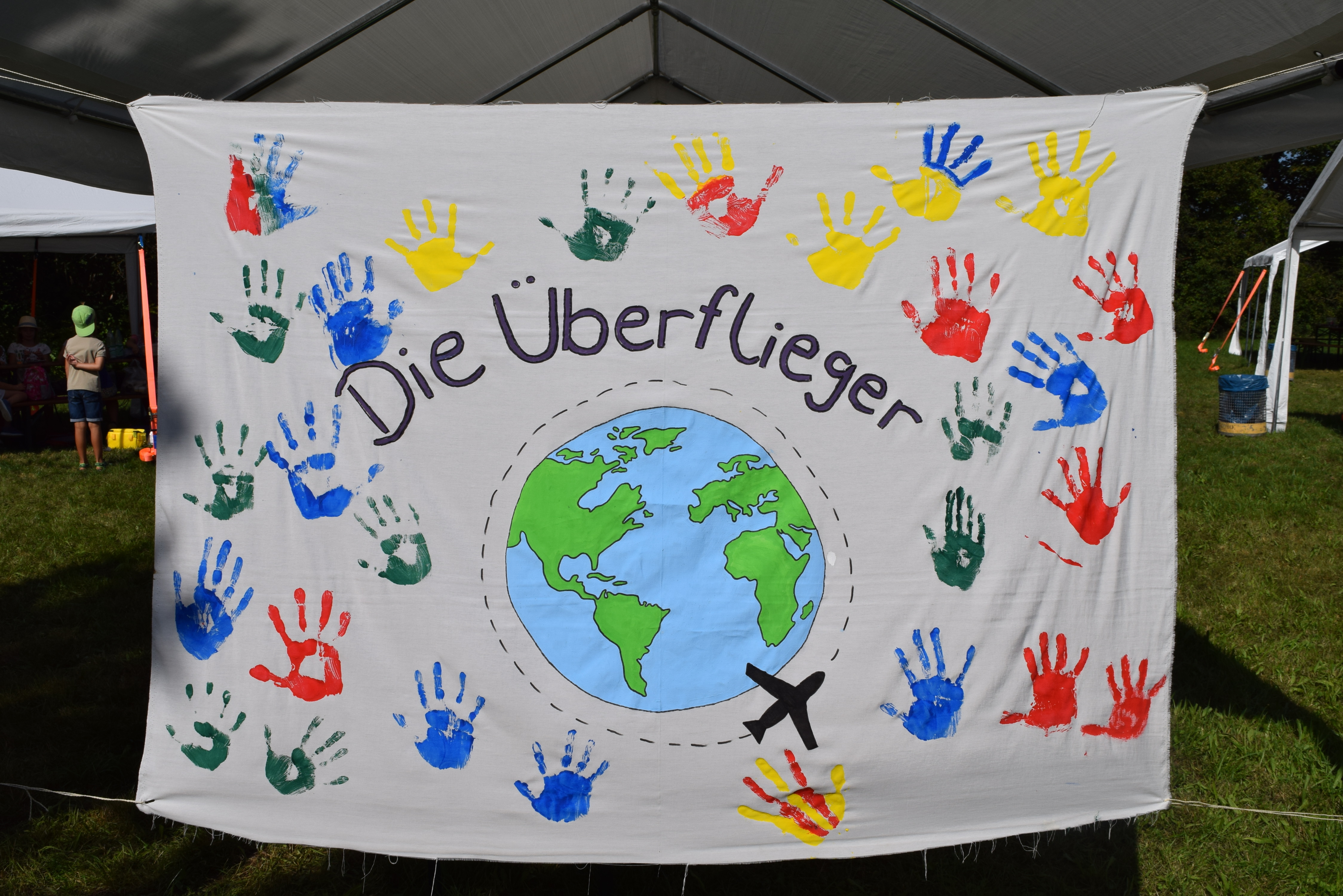 Dorfplakat der "Überflieger"