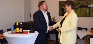 Glückwünsche des Ersten Stadtrats Oliver Steidl Glückwünsche des Ersten Stadtrats Oliver Steidl