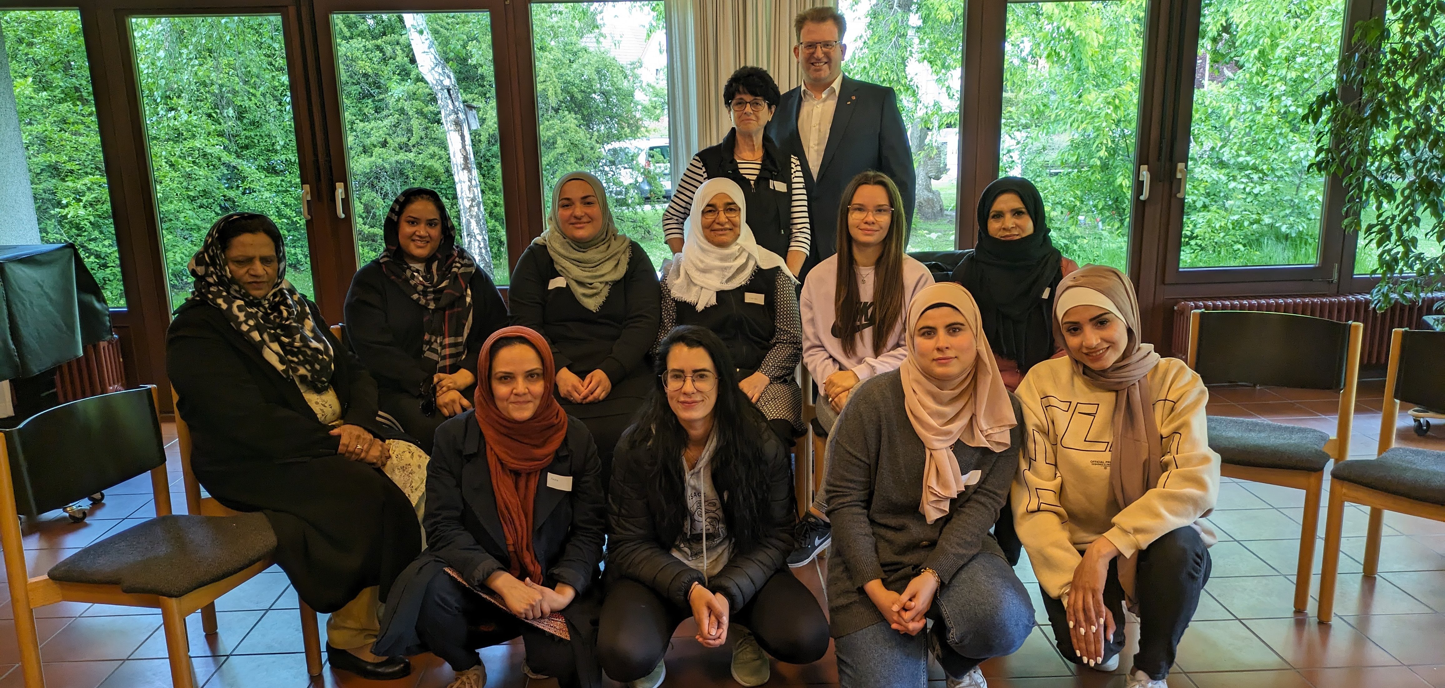 Frauensportgruppe mit Stadtrat