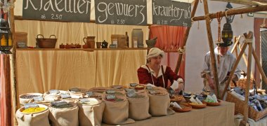 Zunft- und Handwerkermarkt Gewürzstand Zunft- und Handwerkermarkt Gewürzstand