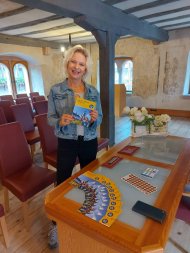 Ilka Haucke präsentierte das Romanische Haus Ilka Haucke präsentierte das Romanische Haus