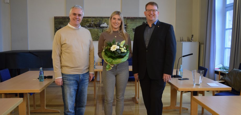 Jessica Erbe mit Bürgermeister Dr. Bastian und Erster Stadtrat Gerheim
