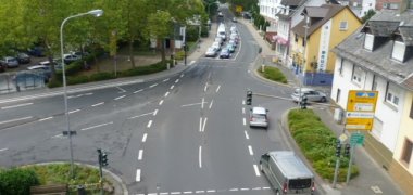 Kreuzung Kapellenplatzkreisel mit Ampelanlage Kreuzung Kapellenplatzkreisel mit Ampelanlage