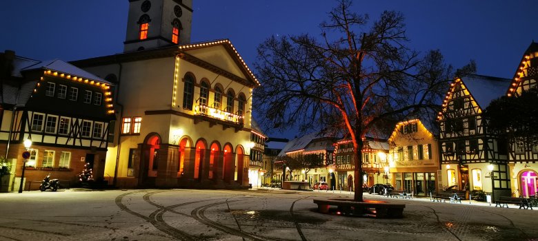 Marktplatz im Schnee Marktplatz im Schnee