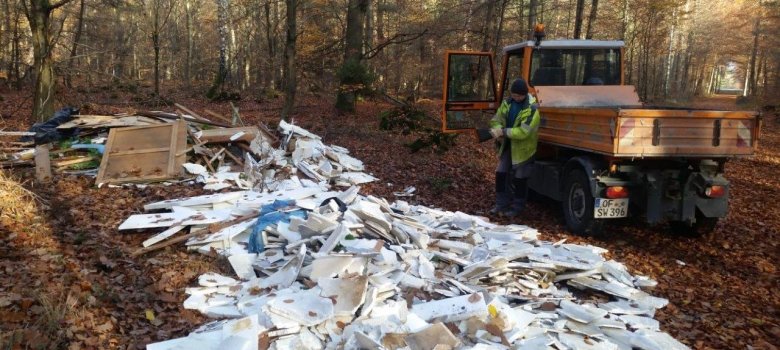 Illegale Müllentsorgung im Stadtwald