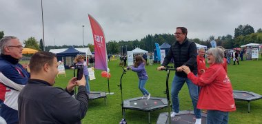 Bürgermeister Dr. Daniell Bastian beim Tag der Vereine 2025