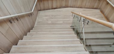 Renovierte Treppe im Riesen