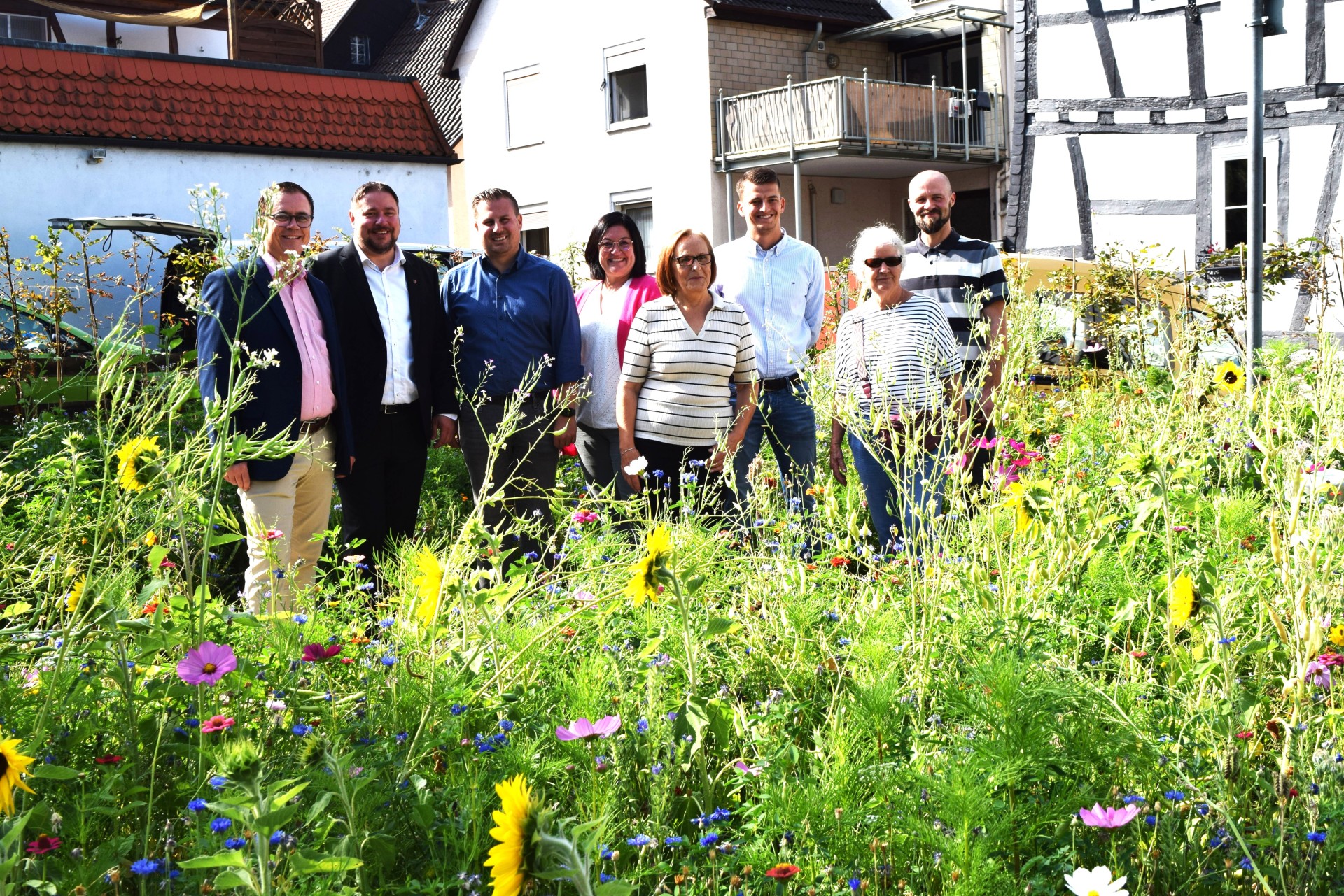 Vertretende vom Altstadtverein und von der Stadtverwaltung