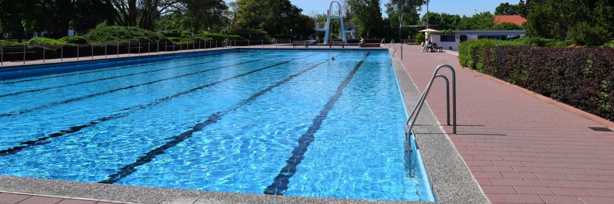 Schwimmerbecken