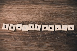 Bewerbungen Bitte bewerben Sie sich