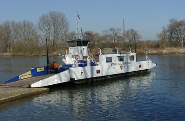 faehre_2003feb_11.JPG